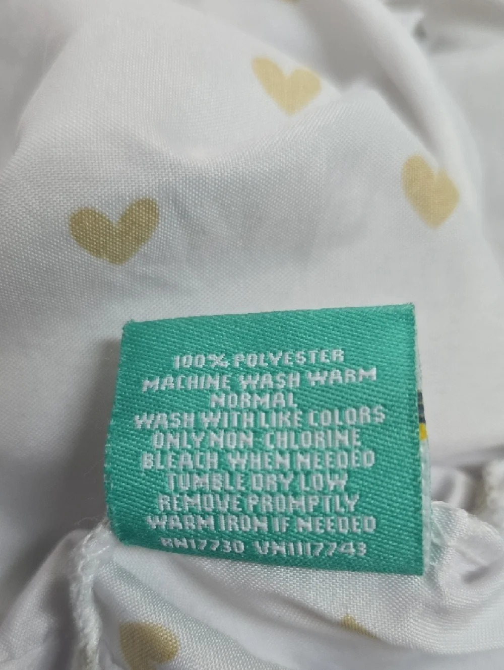 Pillowfort light white